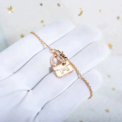 [Luna Brilliance]AMULETTE PEDANT ROSE GOLD NECKLACE