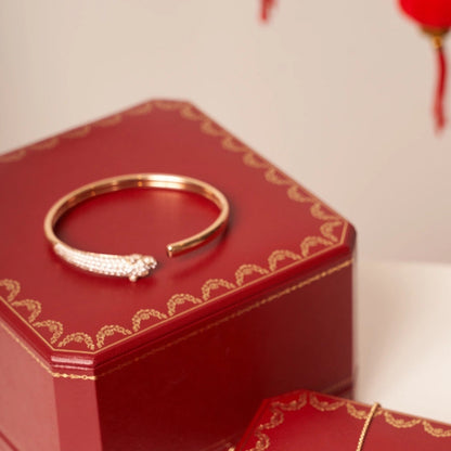 [Luna Brilliance]PANTHERE ROSE GOLD DIAMOND OPEN BRACELET