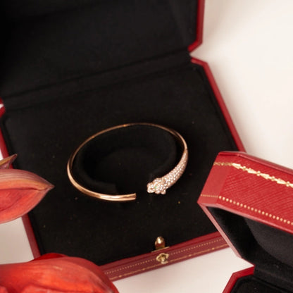 [Luna Brilliance]PANTHERE ROSE GOLD DIAMOND OPEN BRACELET