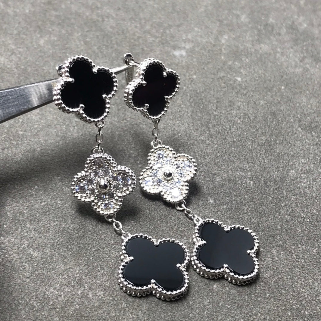 [Luna Brilliance]CLOVER 3 MOTIF DIAMOND ONYX SILVER EARRINGS