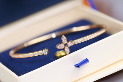 [Luna Brilliance]IDYLLE PINK GOLD OPEN BRACELET DIAMOND PAVED