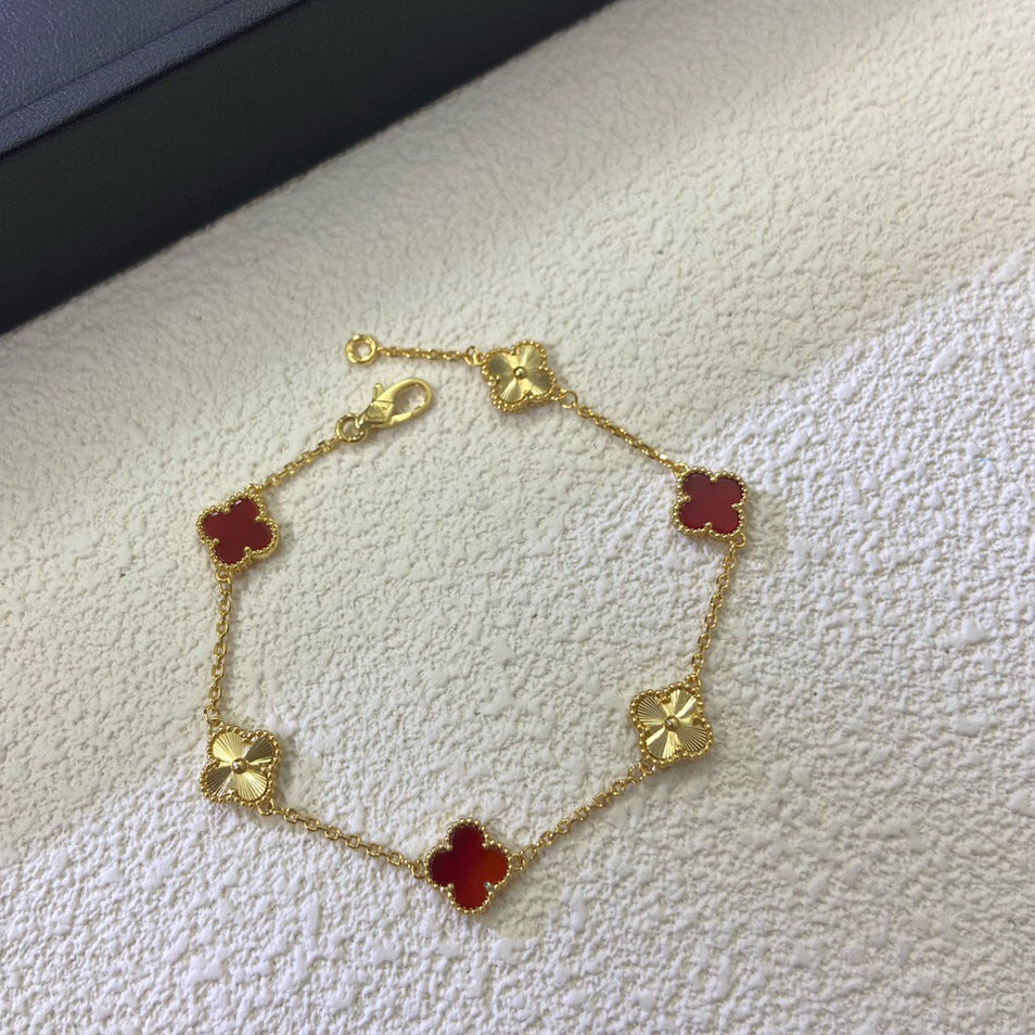 [Luna Brilliance]CLOVER 6 MOTIF RED AGATE LASER BRACELET