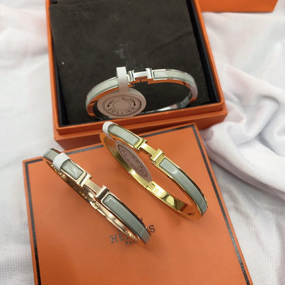 [Luna Brilliance]CLASSIC HM CLIC GREEN 8MM ENAMEL BRACELET