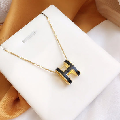 [Luna Brilliance]HM CLIC BLACK ENAMEL GOLD NECKLACE