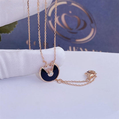 [Luna Brilliance]AMULETTE ROSE GOLD ONYX NECKLACE