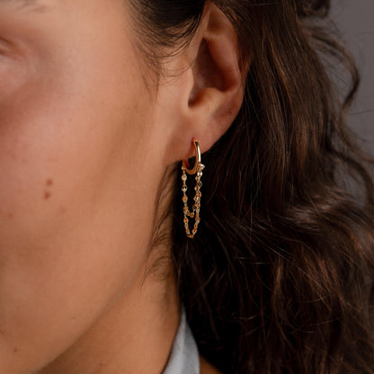 Duo Mirror Chain Huggies